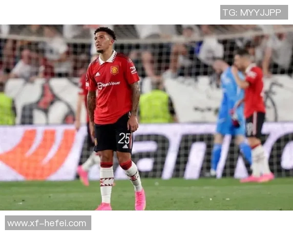 曼联官宣桑乔自由转会多特蒙德!滕哈赫弃用真相曝光